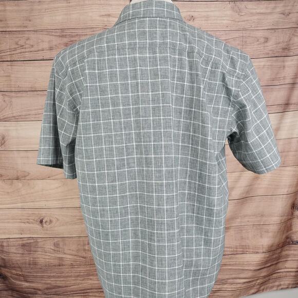 Orvis Shirt Mens L Gray Plaid Short Sleeve Button Polyester Outdoors - Picture 5 of 9